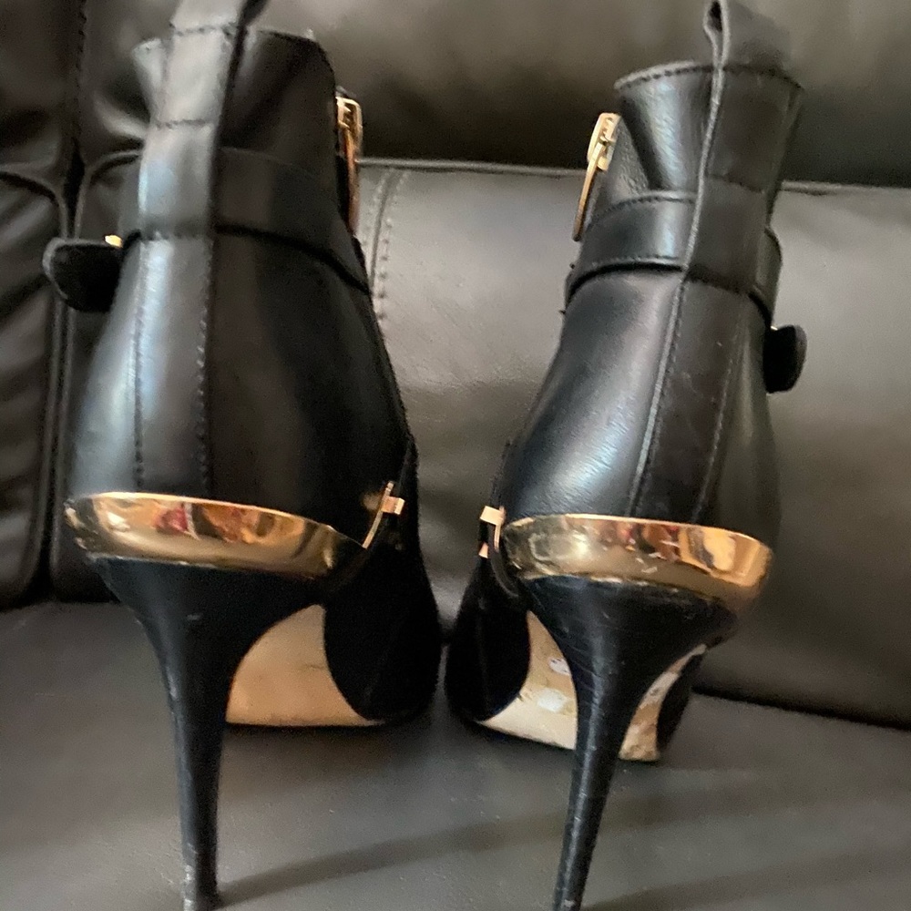 Marc Fisher boot heels. 9 1/2 M.